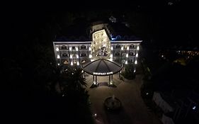 Boulevard Hotel